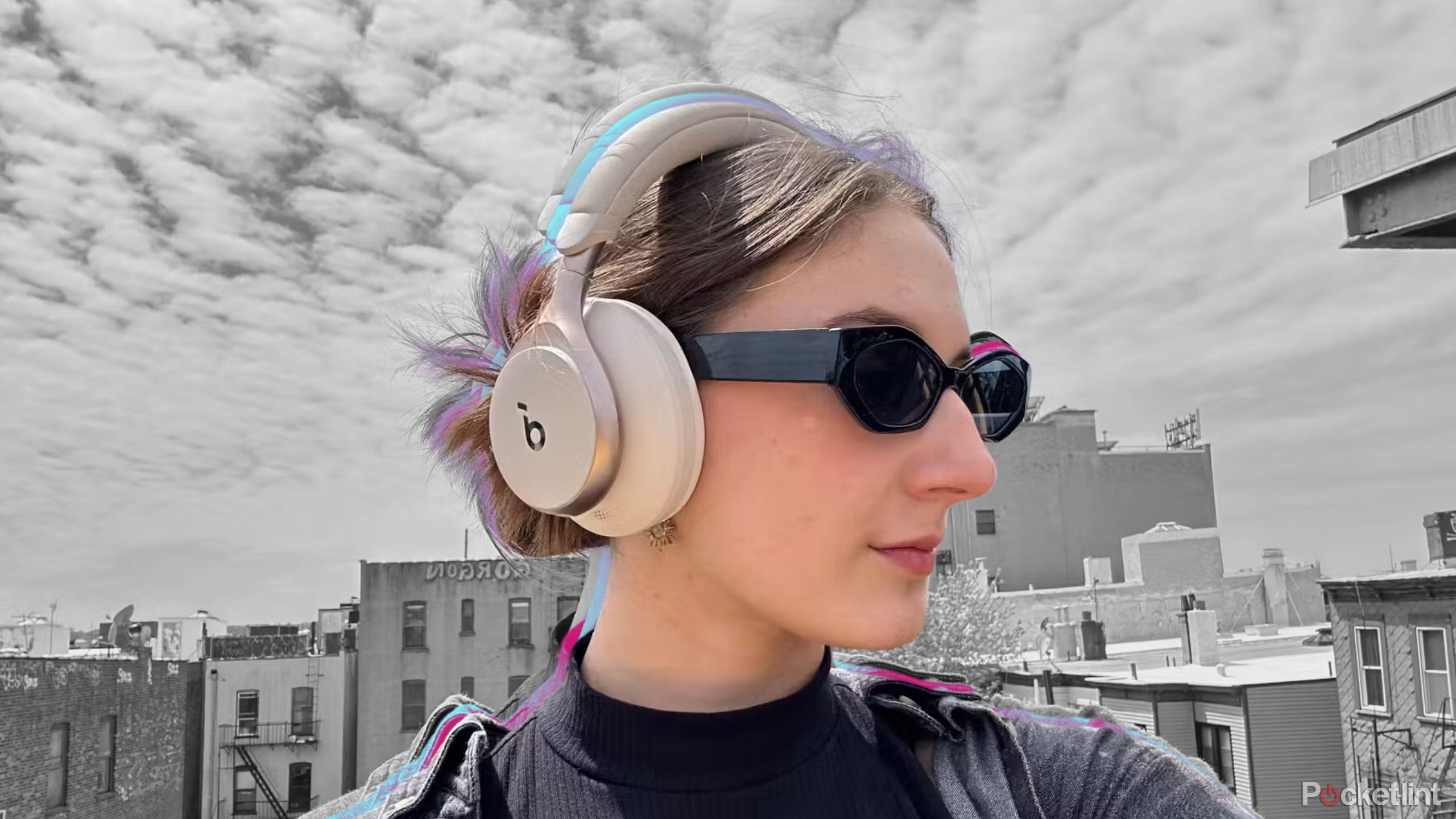 5 trendy AirPods Max alternatives