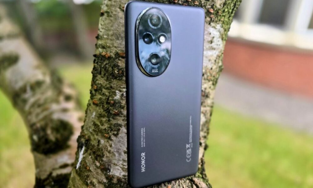 Honor 200 Pro Review by MightyGadget Feature