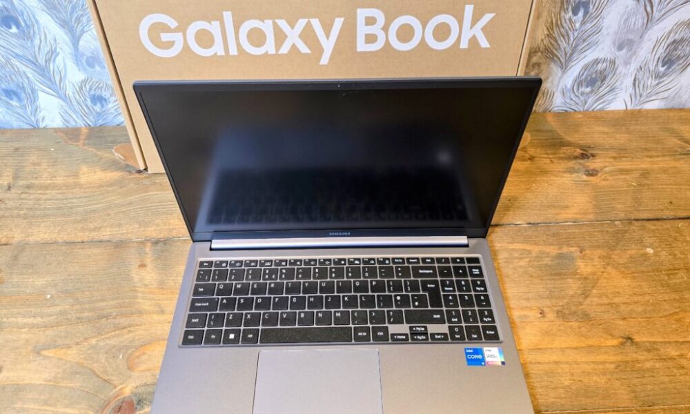 Samsung Galaxy Book4 FE Review scaled