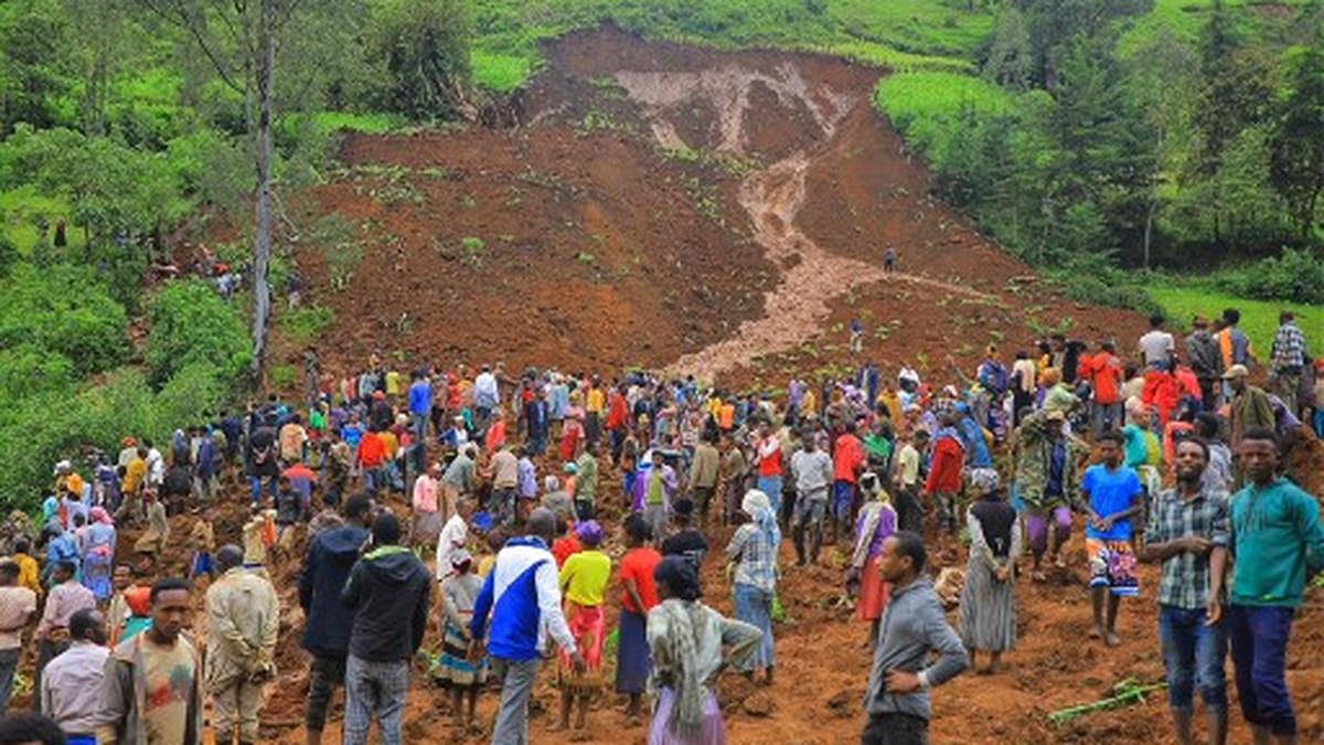 Scramble to send aid after Ethiopia landslide kills over 200