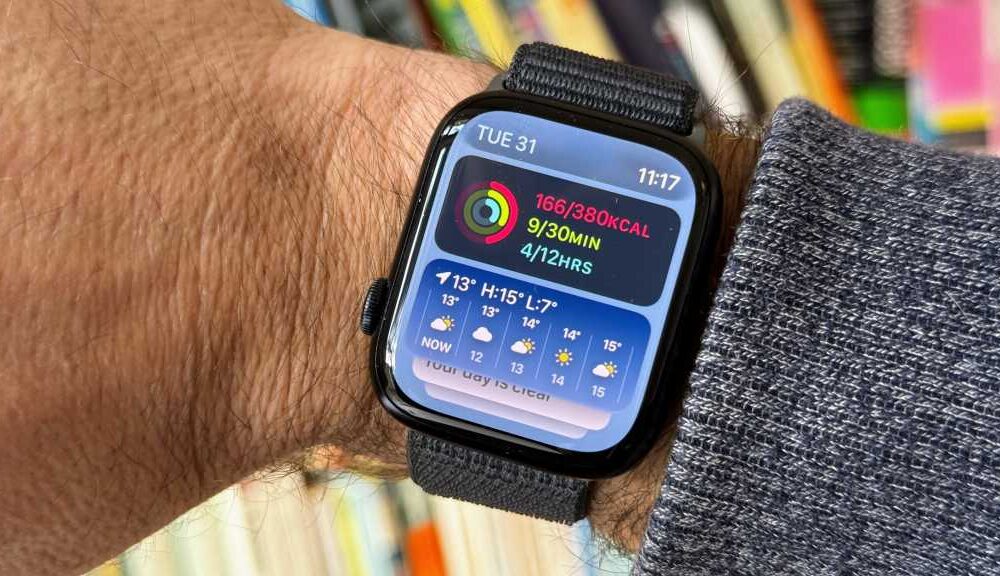 Apple Watch Series 9 review - smart stack