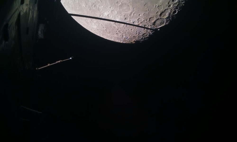 First-ever slingshot around Earth and the Moon results in fantastic new photos