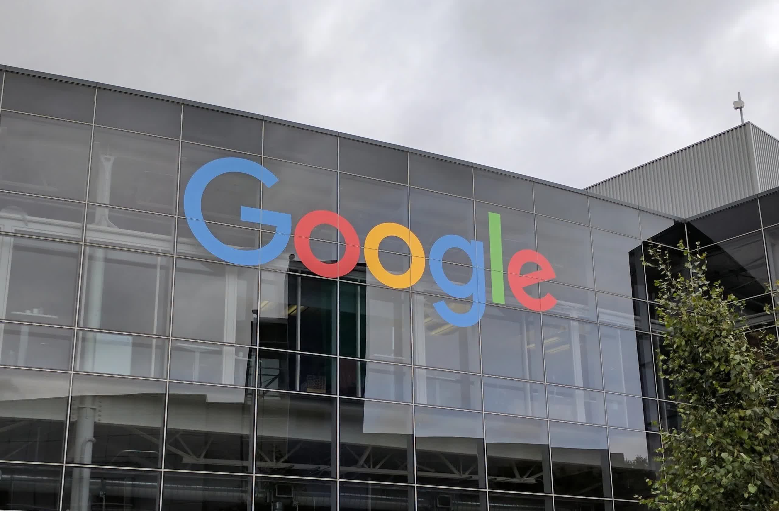 Google loses massive DOJ antitrust trial over default search engine agreements