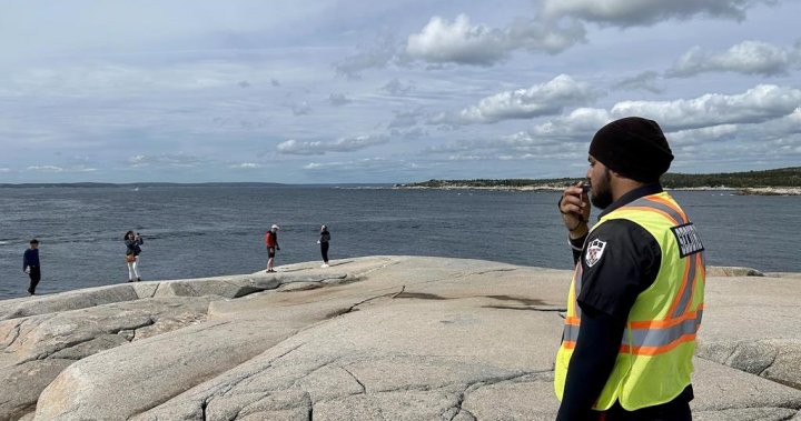 Peggy’s Cove danger: How guardians keep visitors safe at beautiful but deadly tourist site