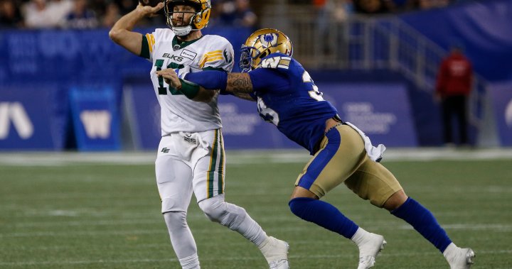 Surging Blue Bombers blitz Elks 55-27, clinch playoff spot - Edmonton