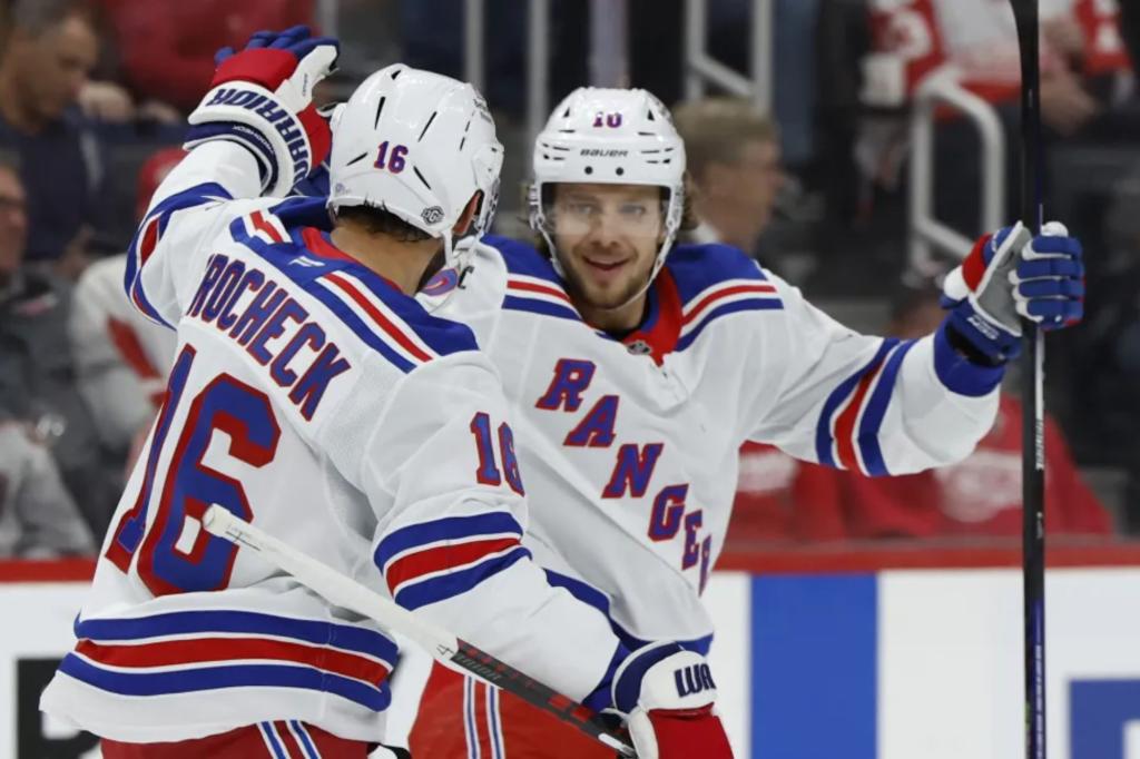 Artemi Panarin notches hat trick in Rangers' win over Red Wings