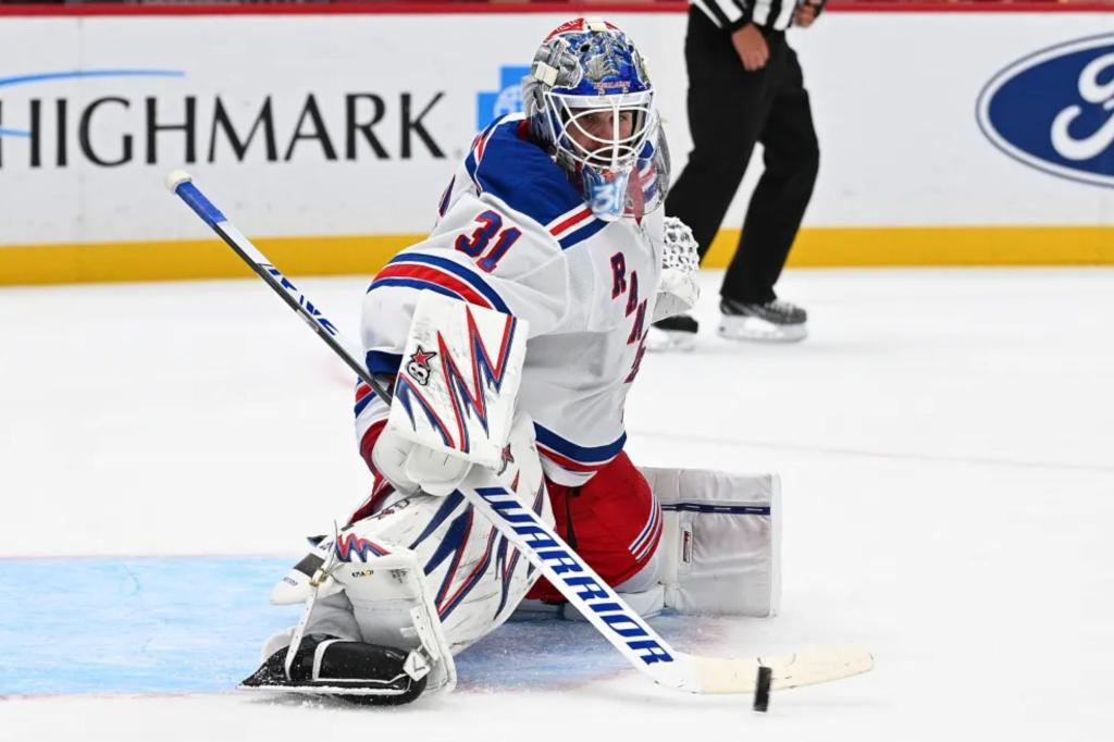 Rangers' Igor Shesterkin opens contract season in impressive fashion: