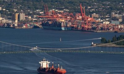 B.C. facing port shutdown as employers issue lockout notice in dispute with foremen