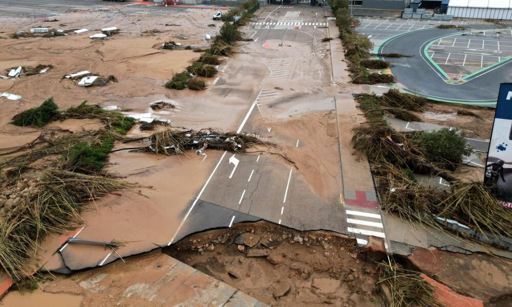 Spain dreads more flood deaths on day six of rescue