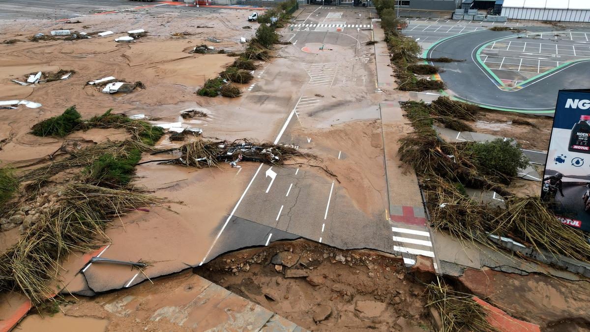 Spain dreads more flood deaths on day six of rescue