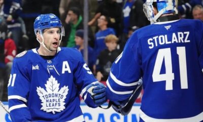 Tavares still grinding with Maple Leafs