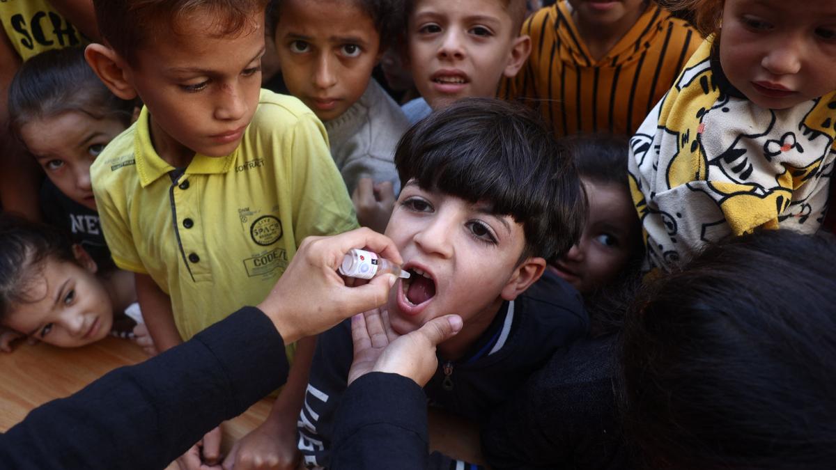 Third phase of polio vaccination campaign to resume in northern Gaza: WHO-UNICEF