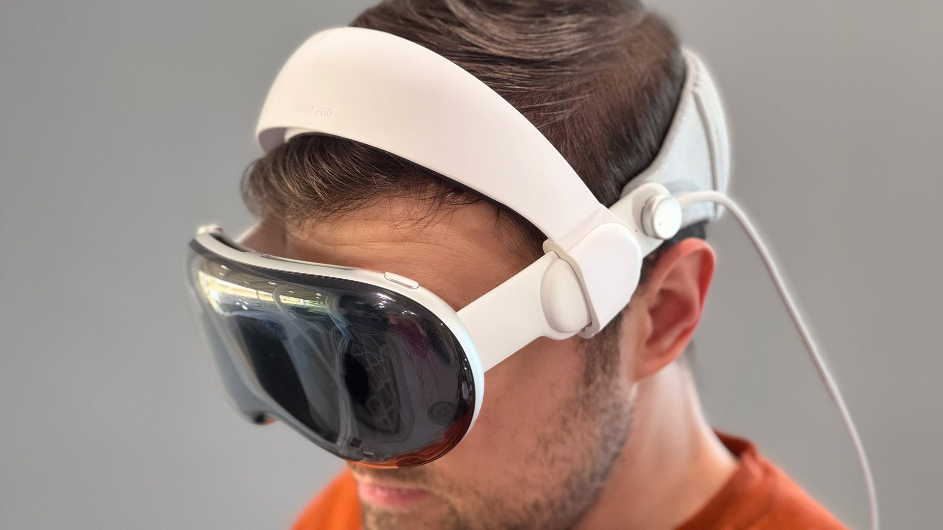 This $45 Headstrap Makes Apple's $3,500 Vision Pro Headset Much Better