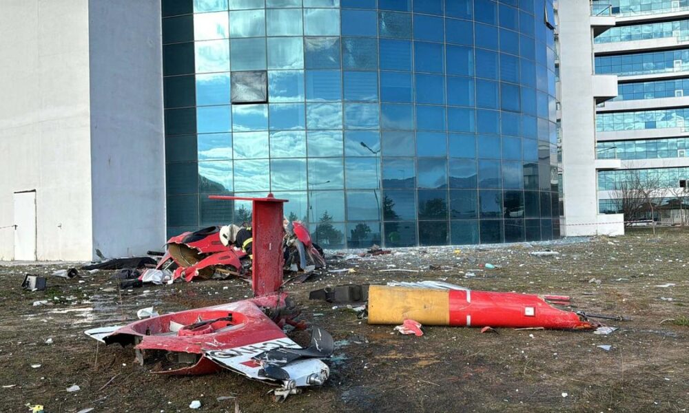 Four killed in helicopter crash at Turkish hospital