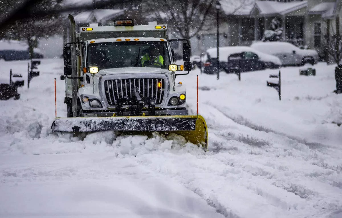 A powerful winter storm's heavy snow and sleet cancels flights and closes schools across US South, ET TravelWorld