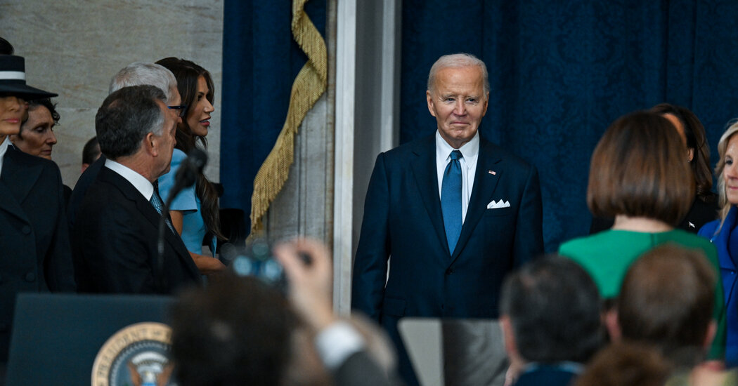 Biden Pardons 5 Members of His Family in Final Minutes in Office