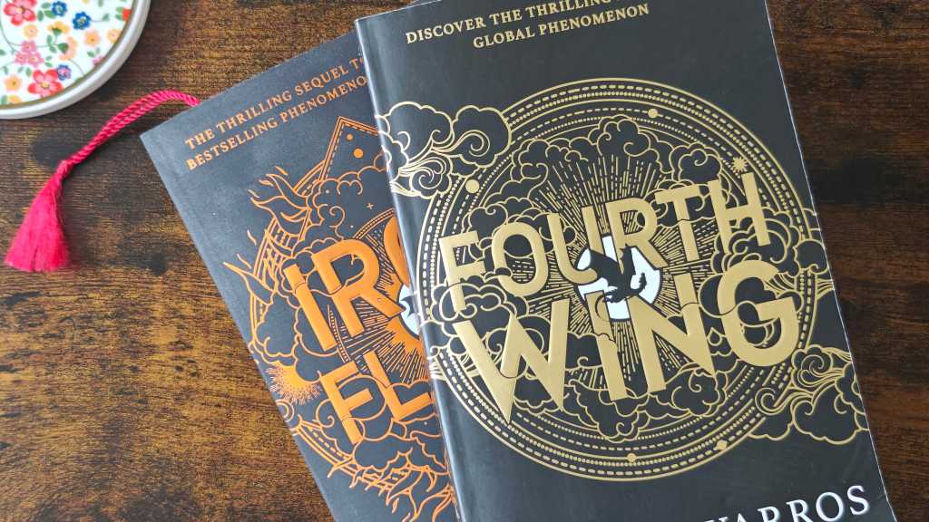 Fourth Wing and Iron Flame Books