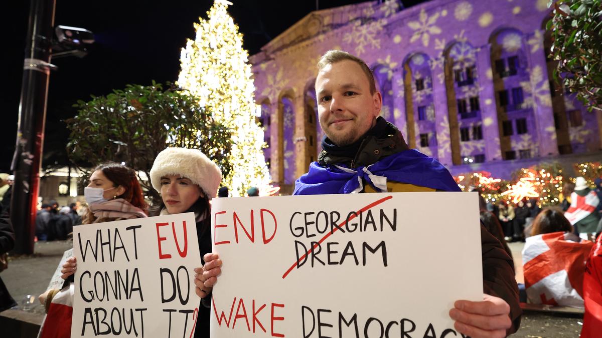 Germany, France and Poland condemn violence in Georgia, stress support for pro-democracy movement