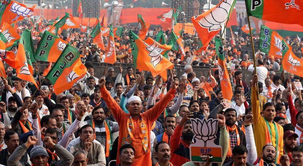 Modi’s BJP Leads in Elections in Delhi Region