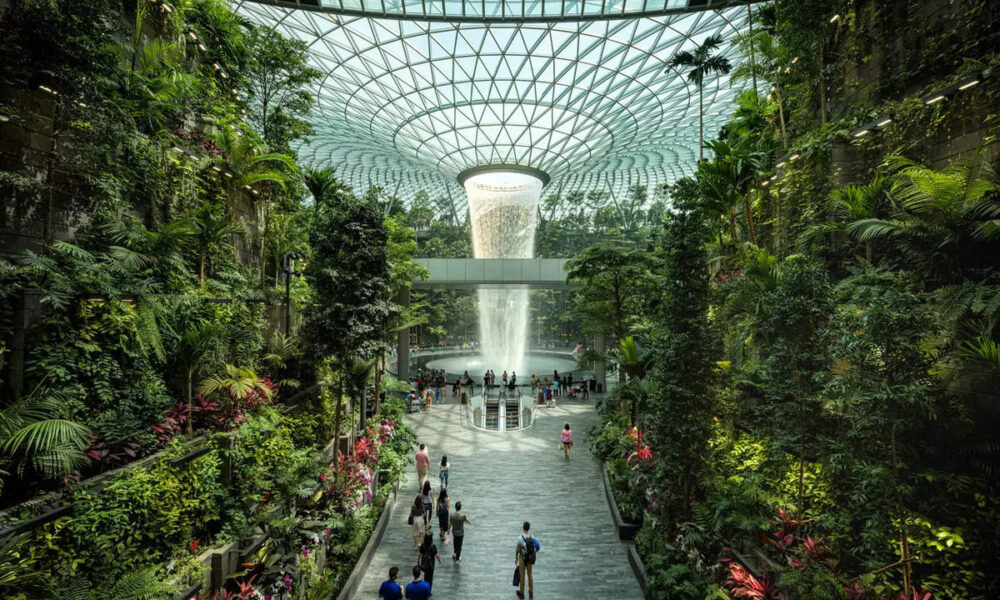 Singapore to fork out billions for Changi airport upgrades, ET TravelWorld