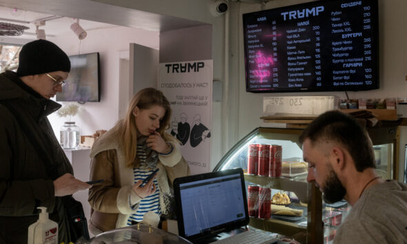 At Ukraine’s Trump-Themed Cafe, Patrons Demand a Name Change