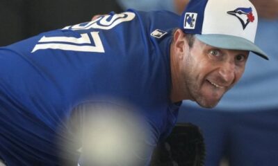 Blue Jays double Twins 2-1 in spring training