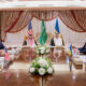 Ukraine and U.S. Talks on War Begin as Gulfs Remain