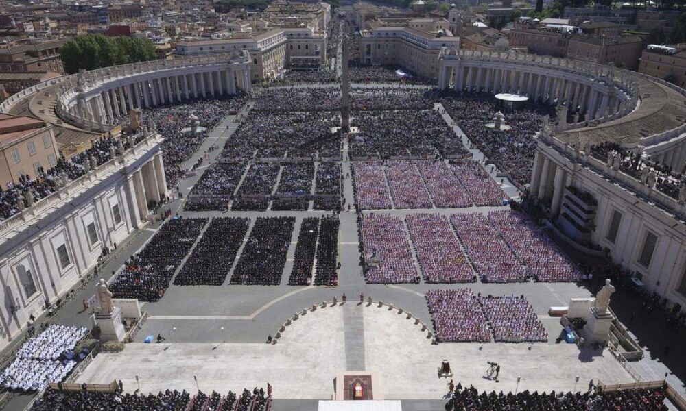 Pope Francis funeral | Mighty, meek attend ceremony that he helped reimagine
