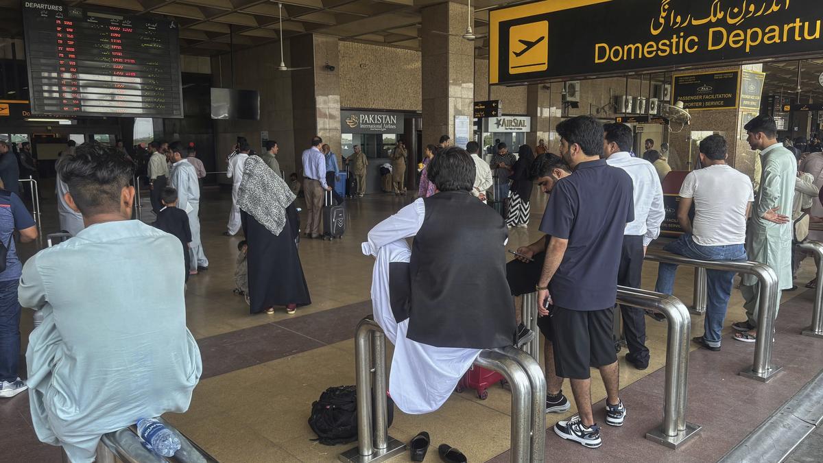 Pakistan announces opening of its airspace for all kinds of traffic after ceasefire with India