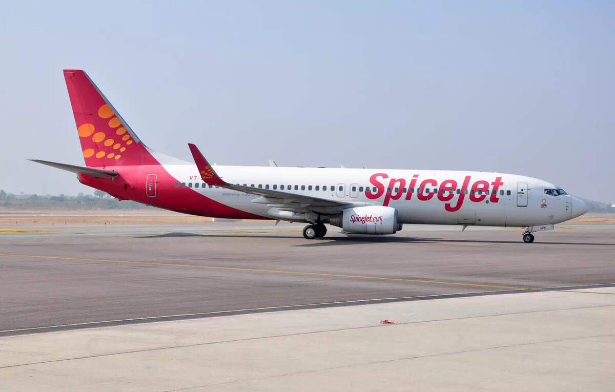SpiceJet kicks off Haj 2025 ops with new jets and 18% more pilgrims, ET TravelWorld