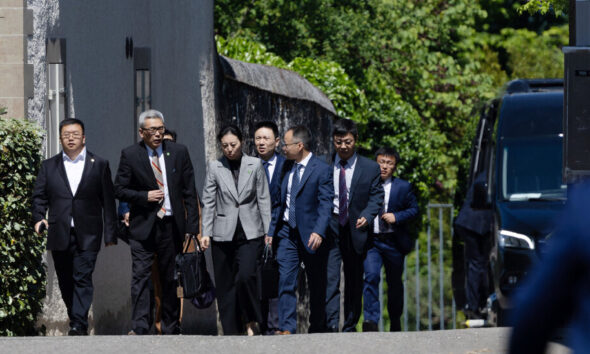 U.S. and China Will Meet for Second Day of Trade Talks