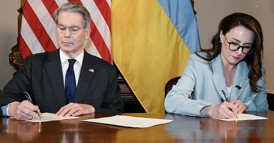 U.S. and Ukraine Sign Minerals Deal